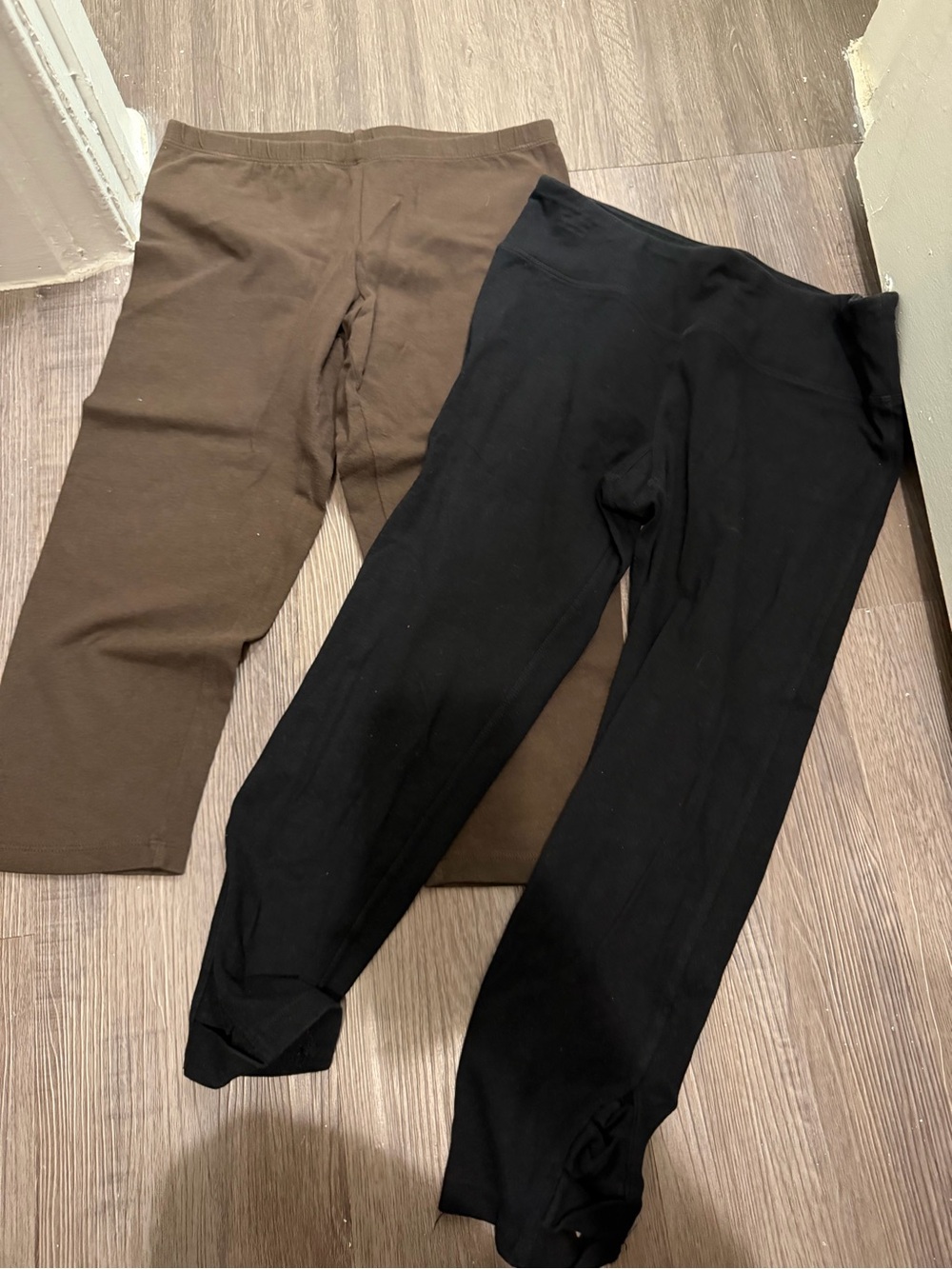 Basic Black and Brown Leggings - Stretch Pull-On Pants- small